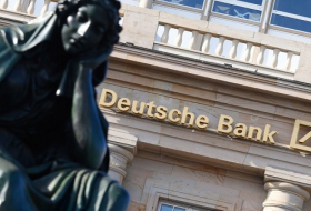 Deutsche Bank interdit les SMS